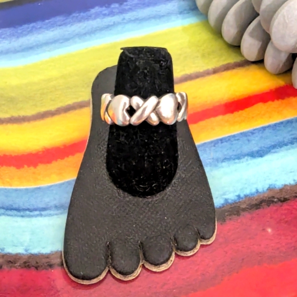 Vintage Motif XOXO Hug's & Kisses 925 FAS Silver Knot Ring